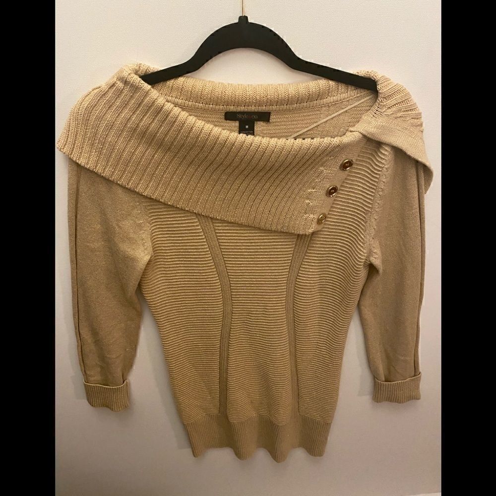 Style &Co Women’s gold glitter Sweater